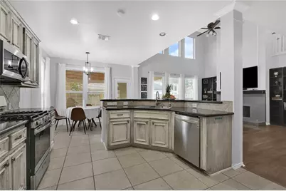 25515 Buffalo Springs Court, Spring, TX 77373 - Photo 11