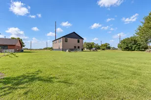 811 Bard St, El Campo, TX 77437 - Photo 31
