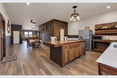 811 Bard Street, El Campo, TX 77437 - Photo 13