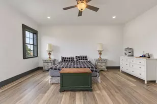 811 Bard St, El Campo, TX 77437 - Photo 15