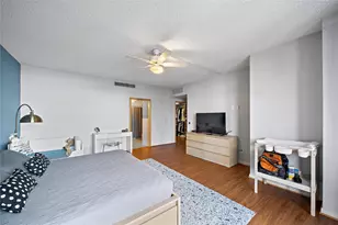 15 Greenway Plz, Houston, TX 77046 - Photo 13