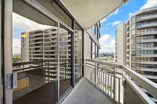 15 Greenway Plz, Houston, TX 77046 - Photo 13