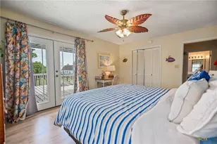 115 W Adams St, Port O Connor, TX 77982 - Photo 17