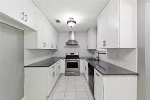 7030 Sandswept Ln, Houston, TX 77086 - Photo 9