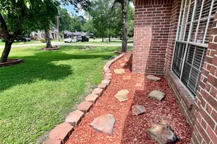 7023 Hayden Dr, Magnolia, TX 77354 - Photo 5