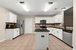 7023 Hayden Dr, Magnolia, TX 77354 - Photo 11