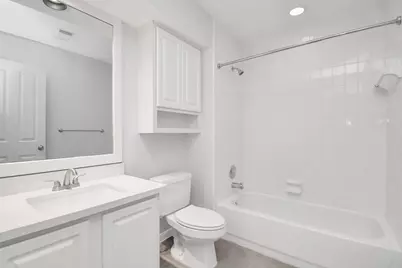 60 Lakeridge Court, The Woodlands, TX 77381 - Photo 35