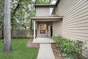 60 Lakeridge Ct, The Woodlands, TX 77381 - Photo 5