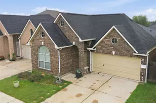 13335 Gardnerville St, Houston, TX 77034 - Photo 3