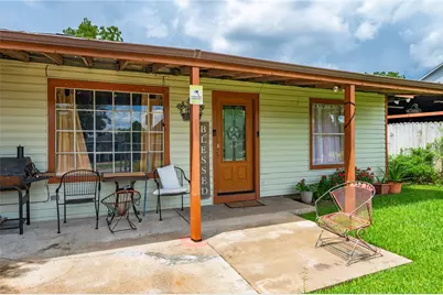 4937 Bataan Road, Houston, TX 77033 - Photo 5