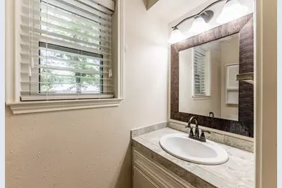 1006 Amesbury Court, Huntsville, TX 77340 - Photo 13