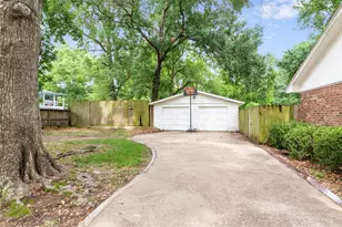 27216 Blueberry Hill Dr Dr, Conroe, TX 77385 - Photo 37