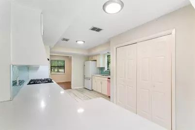 27216 Blueberry Hill Dr Drive, Conroe, TX 77385 - Photo 15