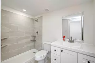6121 County Rd 225, Hungerford, TX 77448 - Photo 41