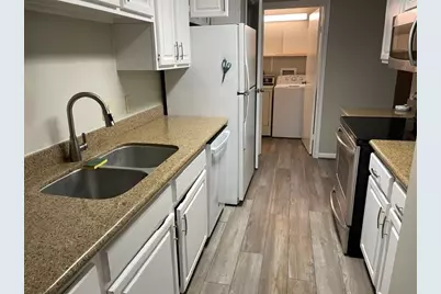 5150 Hidalgo Street #904, Houston, TX 77056 - Photo 9