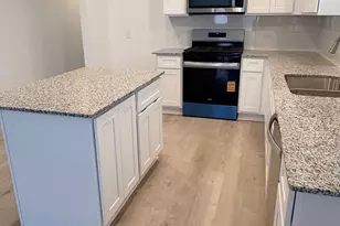 30527 Wolfburn St, Waller, TX 77484 - Photo 5