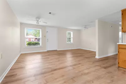 6002 Shelburne Street, Houston, TX 77396 - Photo 9