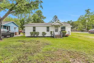 6002 Shelburne St, Houston, TX 77396 - Photo 1