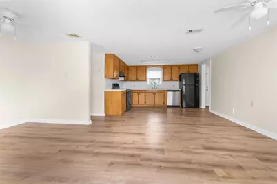 6002 Shelburne Street, Houston, TX 77396 - Photo 5