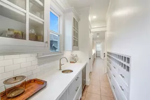 1022 Arlington St, Houston, TX 77008 - Photo 9