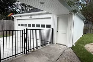 919 Longview Dr, Sugar Land, TX 77478 - Photo 35
