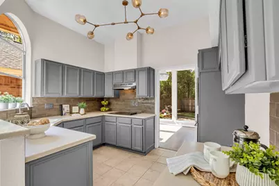 22 Cedar Chase Place, The Woodlands, TX 77381 - Photo 15