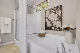 22 Cedar Chase Pl, The Woodlands, TX 77381 - Photo 25