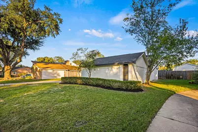 15747 Boulder Oaks Drive, Houston, TX 77084 - Photo 31