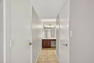 10555 Turtlewood Ct, Houston, TX 77072 - Photo 25