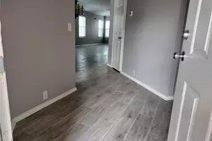 14930 Sugarhollow Dr, Sugar Land, TX 77498 - Photo 21