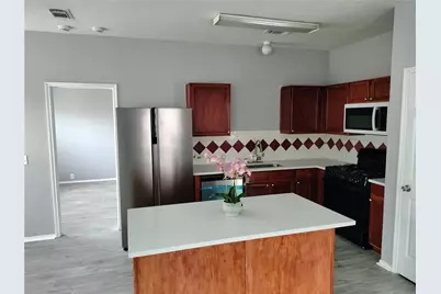 14930 Sugarhollow Drive, Sugar Land, TX 77498 - Photo 3