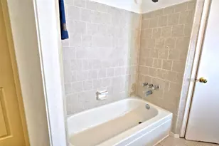 7607 Stamen Dr, Houston, TX 77041 - Photo 19