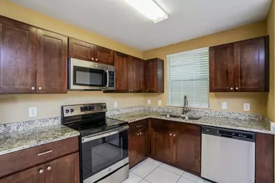 4959 S Cancun Drive, Houston, TX 77045 - Photo 7