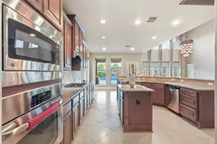 4130 Clover Ridge Ln, Sugar Land, TX 77479 - Photo 9