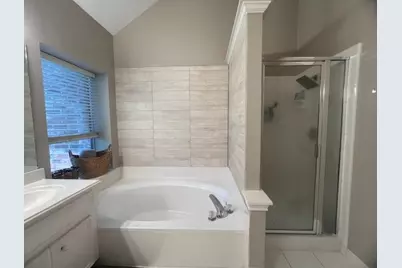 105 Laguna Pointe Drive, League City, TX 77573 - Photo 29