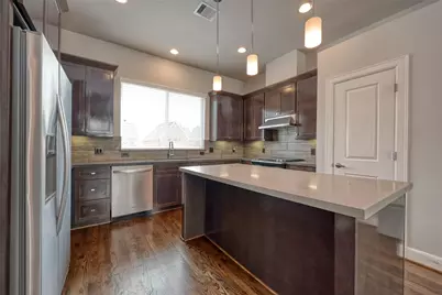 951 W 17th Street, Houston, TX 77008 - Photo 13