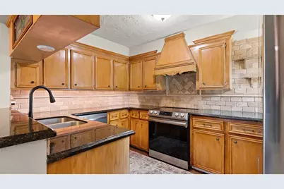 655 Davis Road, League City, TX 77573 - Photo 7