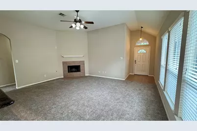 10006 Kendahlwood Lane, Tomball, TX 77375 - Photo 5
