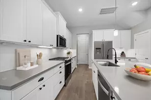 5216 Amber Sunrise Dr, Houston, TX 77018 - Photo 7