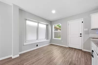 15011 Crockett Road, Willis, TX 77378 - Photo 5