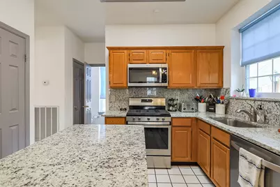 71 W Indian Sage Circle, The Woodlands, TX 77381 - Photo 15