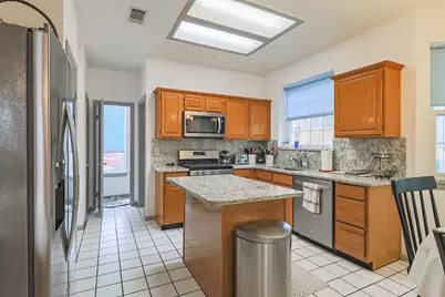 71 W Indian Sage Circle, The Woodlands, TX 77381 - Photo 9