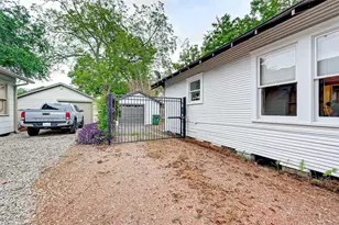 2206 Singleton St, Houston, TX 77008 - Photo 29