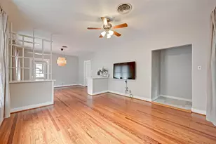 2206 Singleton St, Houston, TX 77008 - Photo 7