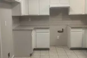 8617 Mapletwist St, Houston, TX 77083 - Photo 9