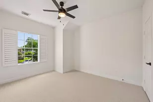 4607 Jade Green Ct, Houston, TX 77059 - Photo 37