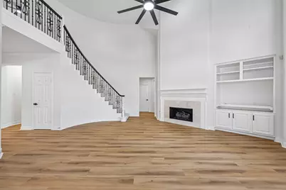 4607 Jade Green Court, Houston, TX 77059 - Photo 11