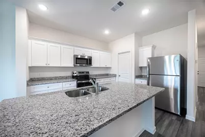 31114 Gayle Prairie Oaks Street, Waller, TX 77484 - Photo 9