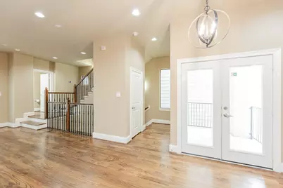 5209 Schuler Street #C, Houston, TX 77007 - Photo 9