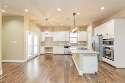 5209 Schuler Street #C, Houston, TX 77007 - Photo 7